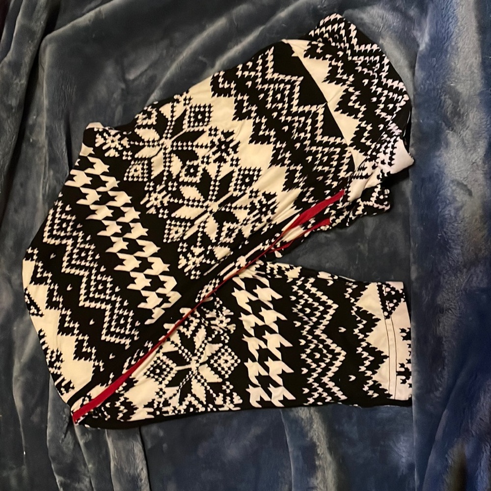 NOBO Geo Print Leggings, red, black and white